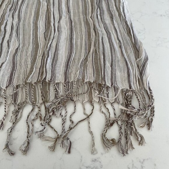 Neutral Lightweight Striped Fringed Wrap/Scarf Tan Cream Blk Sz OS - no tags - Picture 6 of 7